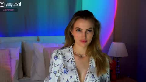 Snapshot of yungtessa chatting on 06-09-26, 10:38 Tessa online show from 06-09-26, 10:38