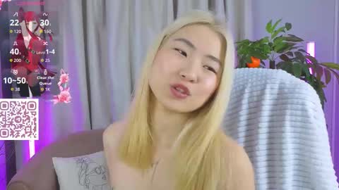 Snapshot of yunnaluv chatting on 03-05-26, 01:12 Yunna online show from 03-05-26, 01:12