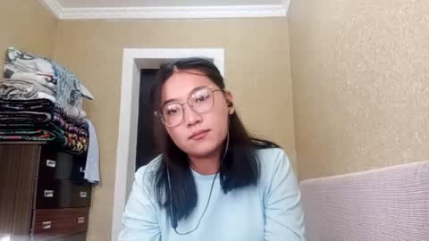 Yuna online show from 11-12-25, 08:04