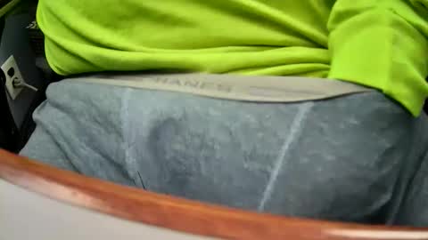 Snapshot of yuppers1234 chatting on 12-05-25, 03:20 yuppers1234 online show from 12-05-25, 03:20