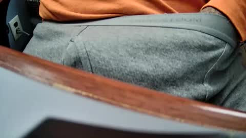 yuppers1234 online show from 02-03-26, 04:45