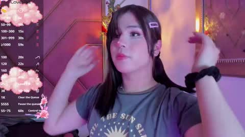 Snapshot of yuri_stars chatting on 02-21-25, 02:27 Yuri Stars online show from 02-21-25, 02:27