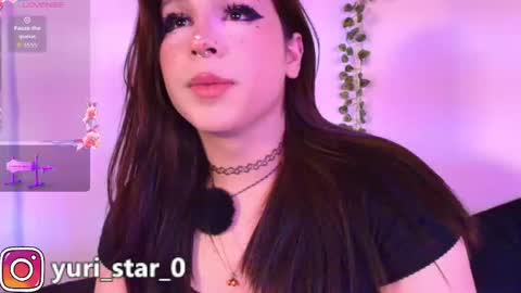 Snapshot of yuri_stars chatting on 10-12-25, 04:06 Yuri Stars online show from 10-12-25, 04:06