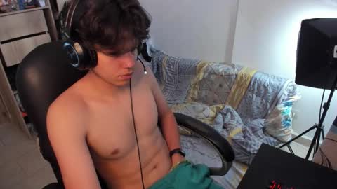 yurii_moody online show from 10-16-25, 06:53