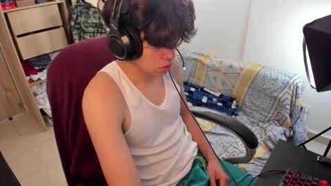 yurii_moody online show from 10-19-25, 09:26