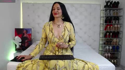 Snapshot of yury_m2_ chatting on 10-02-25, 02:40    2  online show from 10-02-25, 02:40