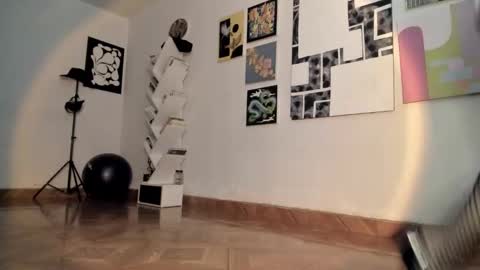 paola online show from 01-13-26, 10:48