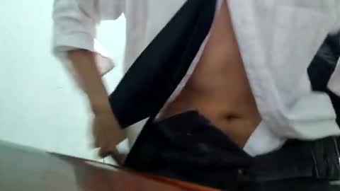 yuuju_innu online show from 02-21-26, 12:22