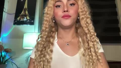 Miss Cali online show from 10-20-25, 05:57