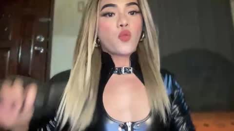 Miss Cali online show from 04-29-26, 09:21