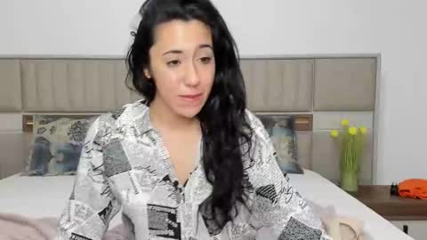 Snapshot of yvonnebabe chatting on 12-05-24, 11:38 yvonnebabe online show from 12-05-24, 11:38