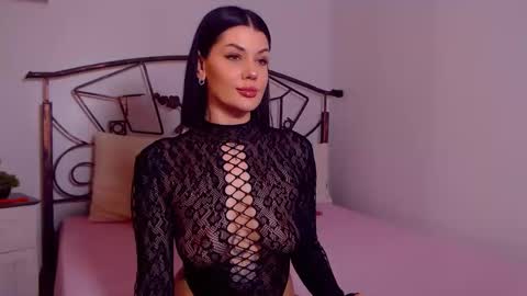 I V Y   online show from 02-28-26, 09:16