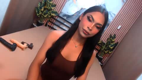 Snapshot of yvonnellvs chatting on 02-19-26, 03:02 yvonnellvs online show from 02-19-26, 03:02