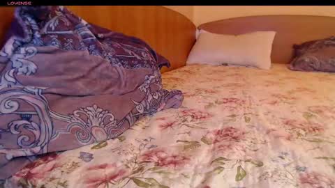 yzza_suave online show from 02-23-25, 02:35