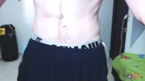 Zac efront online show from 07-25-26, 08:06