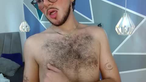 Zack  online show from 10-22-25, 06:13