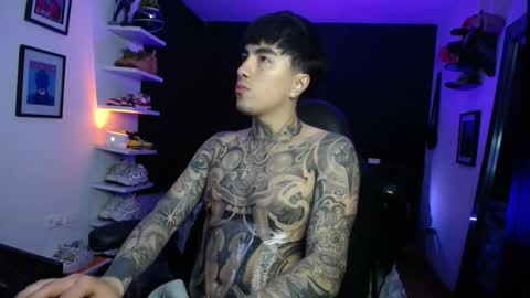 Snapshot of zac_muller1 chatting on 10-17-25, 02:37 zac_muller1 online show from 10-17-25, 02:37