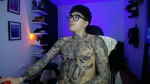 zac_muller1 online show from 04-26-26, 01:58