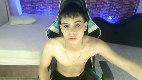 ZACARIAS online show from 09-25-25, 03:54