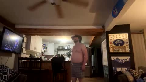 zach42104 online show from 04-10-26, 06:40