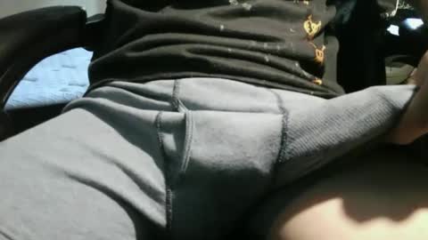 zach52590 online show from 09-18-25, 04:31