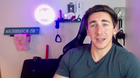 Zach Rhyder online show from 12-05-24, 02:42