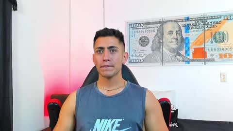 zachpri20 online show from 12-18-24, 07:58