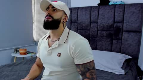 Snapshot of zack_froone chatting on 02-13-25, 03:35 Richard online show from 02-13-25, 03:35