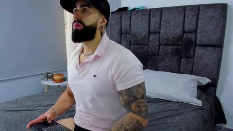 Snapshot of zack_froone chatting on 02-17-25, 03:09 Richard online show from 02-17-25, 03:09