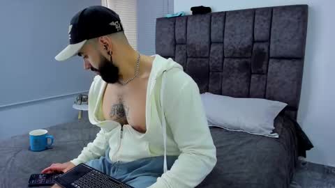 Snapshot of zack_froone chatting on 02-18-25, 02:38 Richard online show from 02-18-25, 02:38