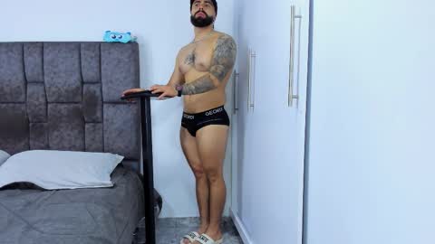 Snapshot of zack_froone chatting on 09-10-25, 12:49 Richard online show from 09-10-25, 12:49