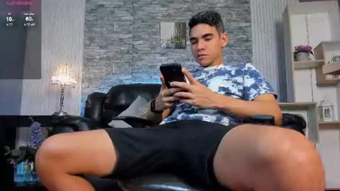 zack_joness10 online show from 06-16-26, 04:15