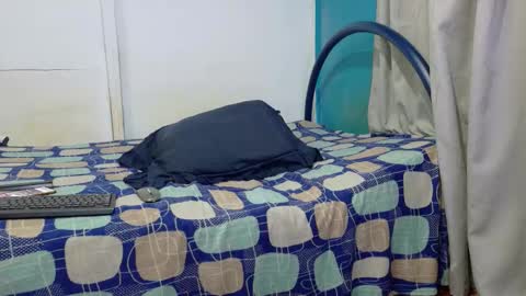 ZackMontiel07 online show from 12-19-25, 09:38