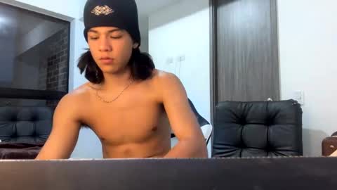 zackss_player online show from 09-22-25, 11:18