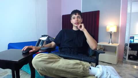 zack online show from 12-31-24, 02:25