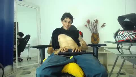 zack online show from 01-21-25, 09:04