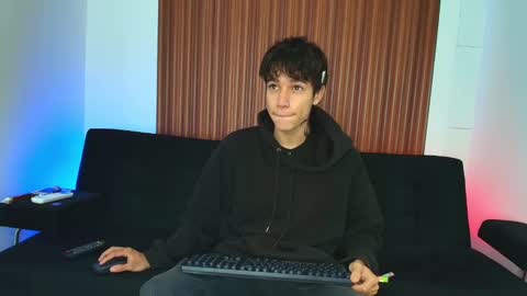 zack online show from 02-17-25, 09:19