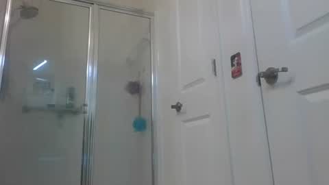 Snapshot of zaddypeg123 chatting on 09-21-25, 08:05 zaddypeg123 online show from 09-21-25, 08:05