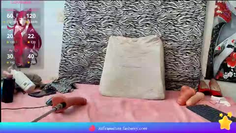 Snapshot of zafira_mature chatting on 10-20-25, 02:50 zafira online show from 10-20-25, 02:50