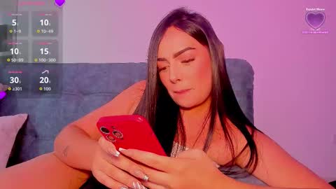 Snapshot of zafiralov chatting on 12-14-25, 01:55 zafiralov online show from 12-14-25, 01:55