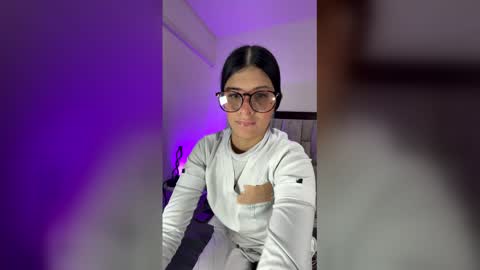 zafira online show from 04-27-26, 07:01