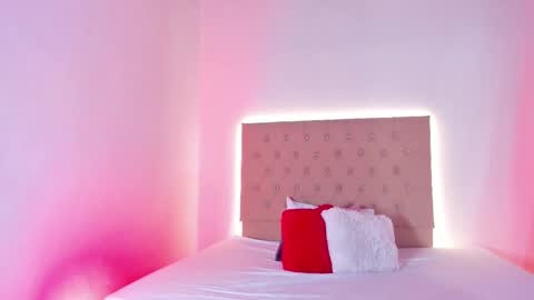 Zafiro Brown online show from 10-09-25, 12:14