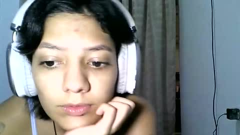 Zafiro online show from 03-21-26, 06:11