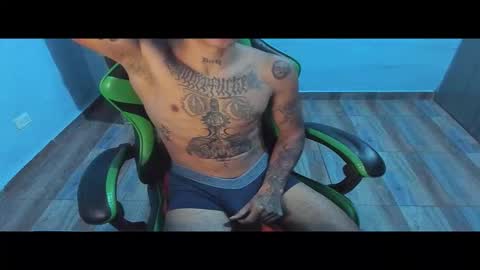 Snapshot of zafirocum chatting on 11-21-25, 04:49 BiG Zafiro online show from 11-21-25, 04:49