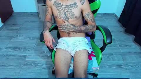 BiG Zafiro online show from 04-01-26, 01:41