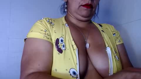 Zahi ... wants to play with everyone...yessss online show from 05-28-26, 01:41