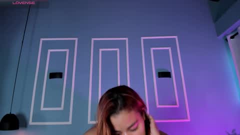 Snapshot of zaily_zc chatting on 12-02-25, 11:59 Zaily online show from 12-02-25, 11:59