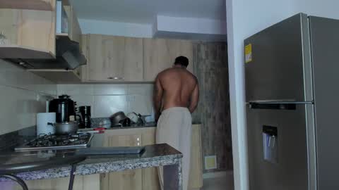 INSTAGRAM yormanfit7 online show from 03-06-25, 05:54