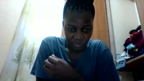 Snapshot of zainxxxx chatting on 01-07-25, 07:52 zainxxxx online show from 01-07-25, 07:52