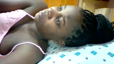 Snapshot of zainxxxx chatting on 01-09-25, 10:52 zainxxxx online show from 01-09-25, 10:52